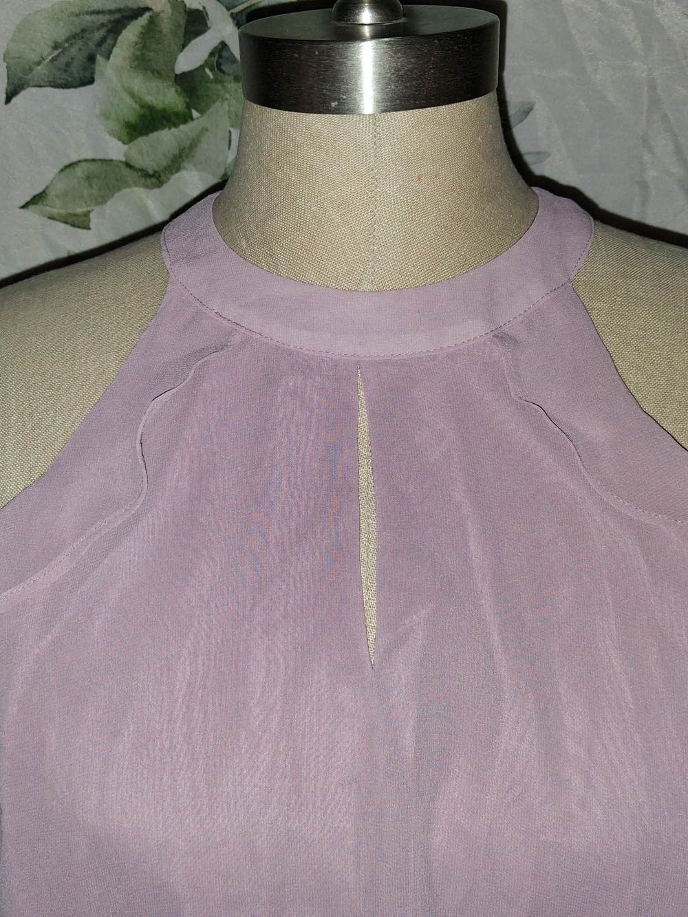 5For$12 Lilac Subtle Ruffle Sleevless Top - Picture 2 of 5